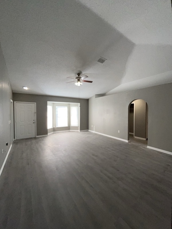 Building Photo - 240 Dalton Dr