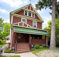 Building Photo - 1811 Weston Ave