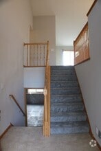 Building Photo - 456 Meadow Ln