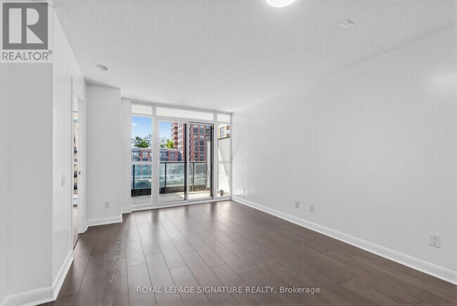 Building Photo - 525 Wilson Ave