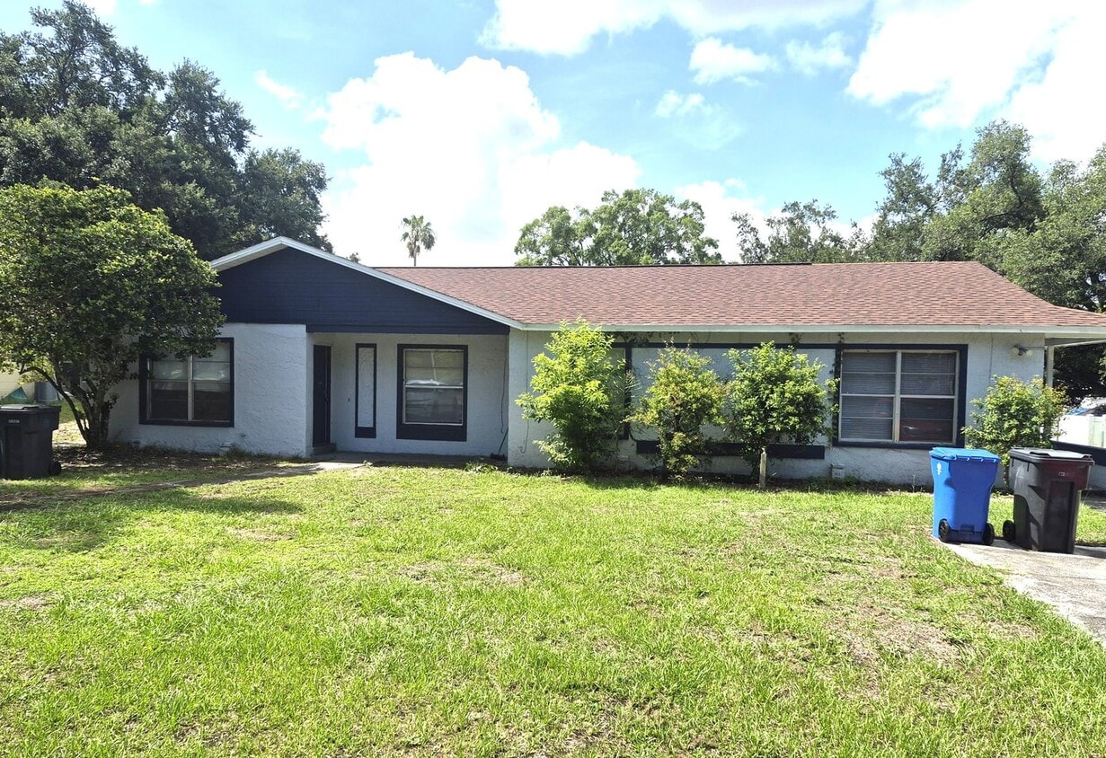 2 bedroom 1 bath in a quiet Seffner neighborhood - 2 bedroom 1 bath in a quiet neighborhood