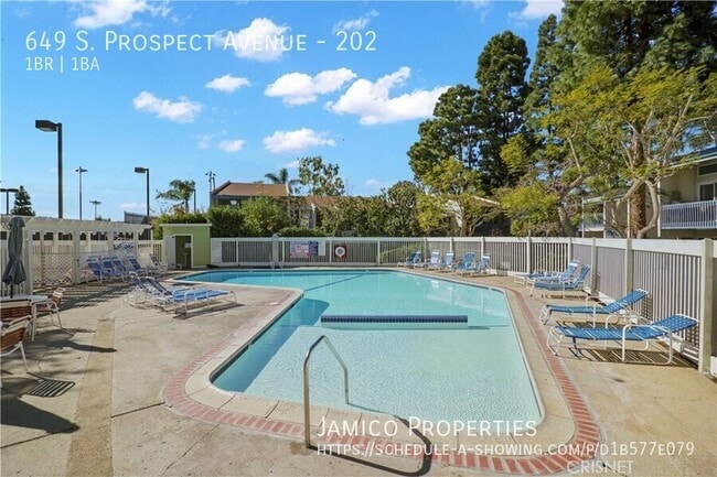 Foto del edificio - 649 S Prospect Ave