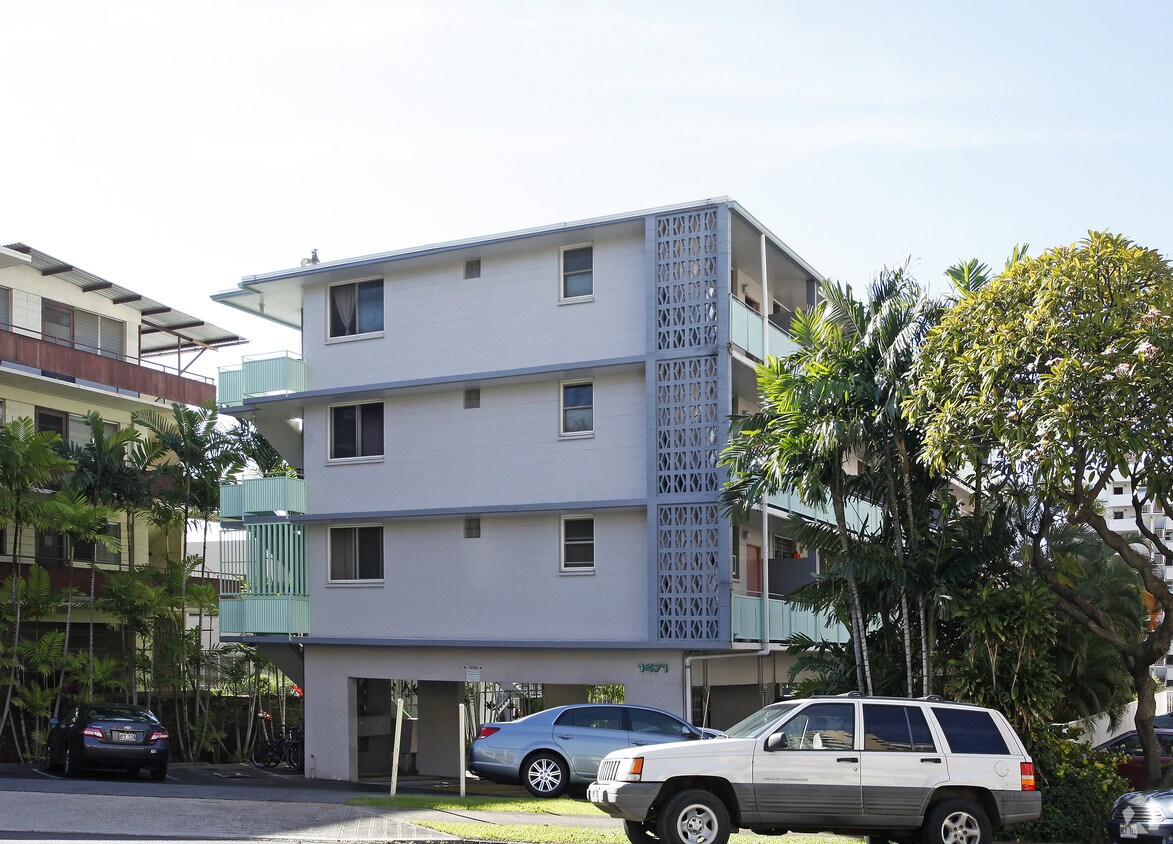 Building Photo - 1471 Thurston Ave