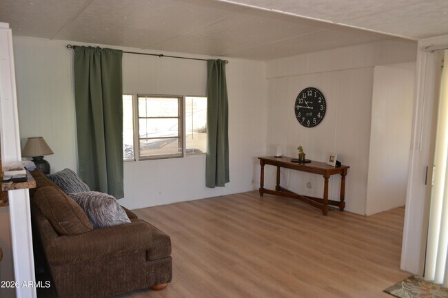 Foto del edificio - 523 S Park View Cir