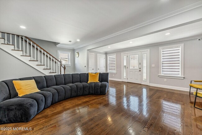 Foto del edificio - 7 Elmwood Ave