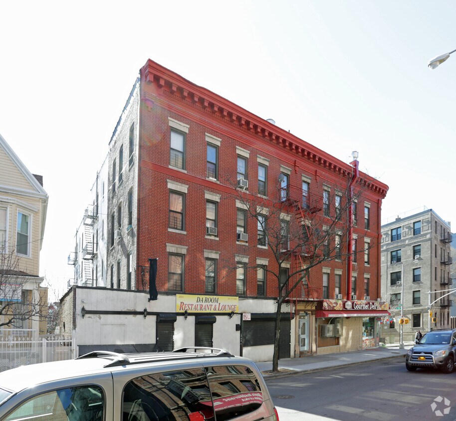 Foto del edificio - 2650 Briggs Ave