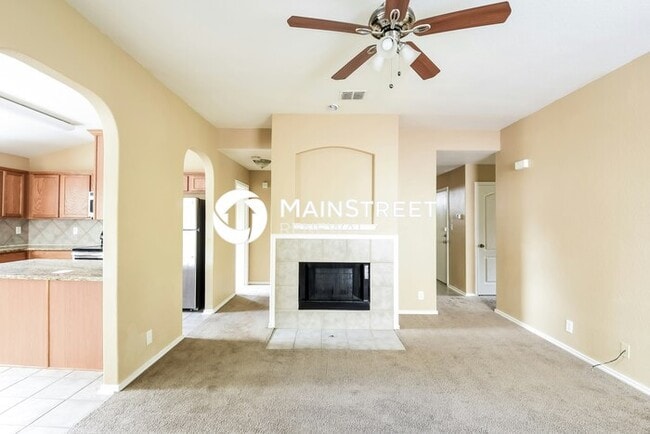 Building Photo - 3 Bedroom Pet-Friendly Home in San Antonio...