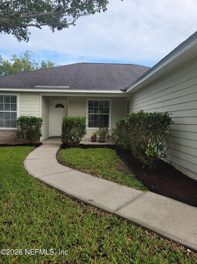 Building Photo - 570 Manship Dr