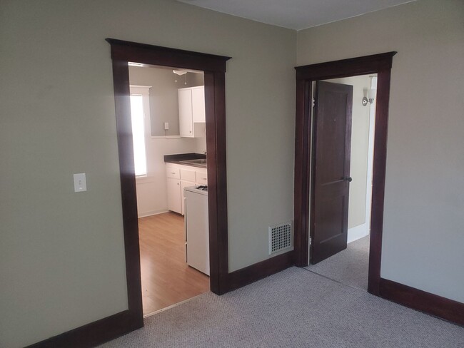 DR to Kitchen - 295 Crestwood Ave