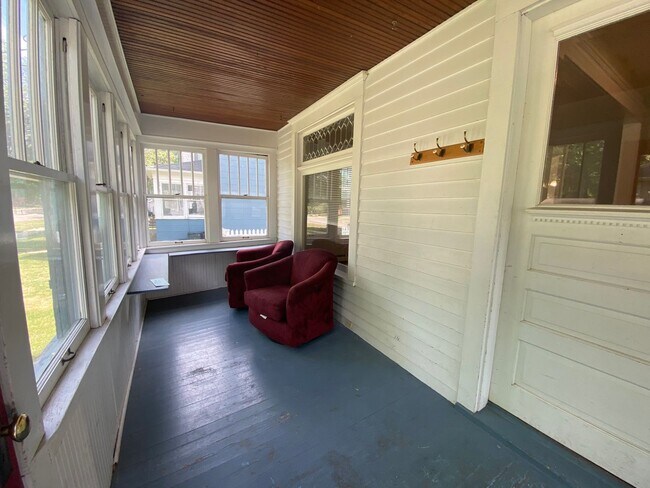 Foto del edificio - 4+ Bedroom 2 bath Home!