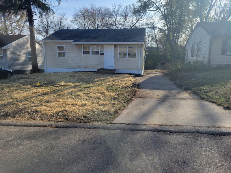 412 Caithness Rd, St. Louis, MO 63137 House Rental in St. Louis, MO
