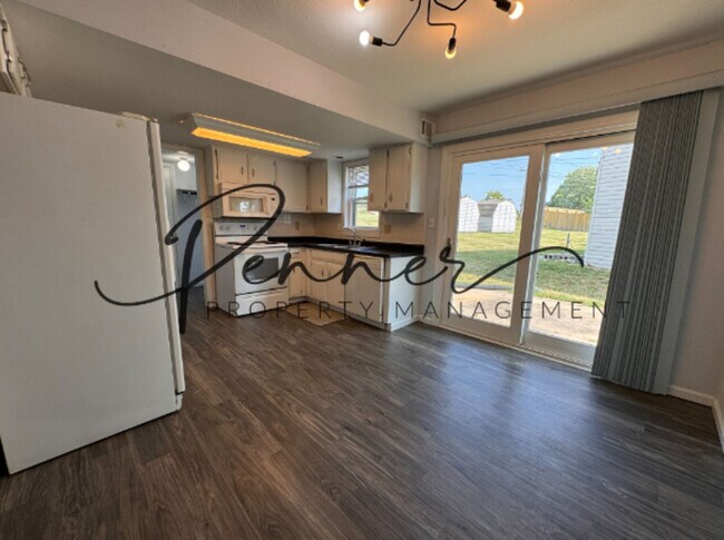 Building Photo - 1606 Blueberry Dr