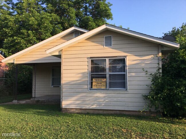 Building Photo - 3 br, 1 bath House - 1310 W Cypress Ave