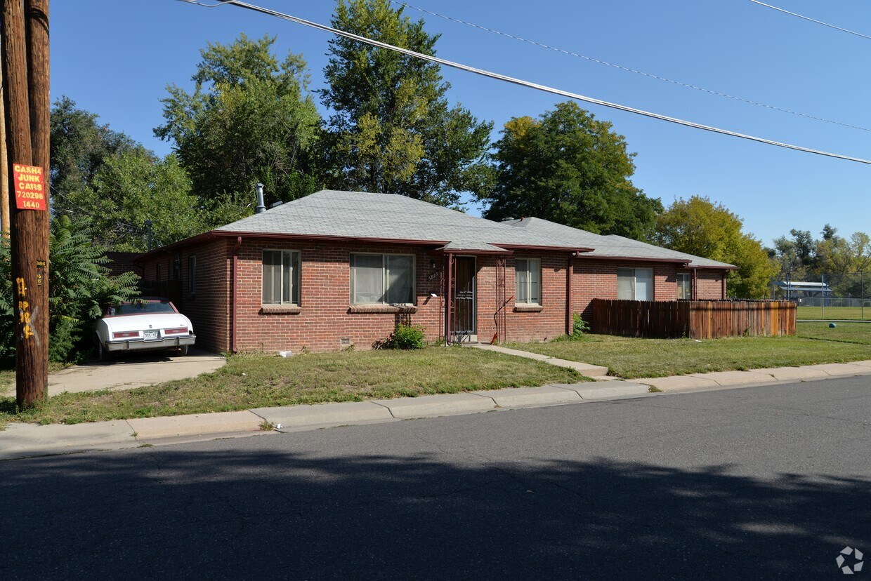 Building Photo - 2901-2915 Jasmine St
