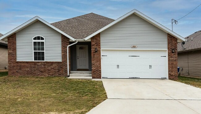 Foto del edificio - 3 Bedroom Rental Home In Springfield! Fenced in backyard!