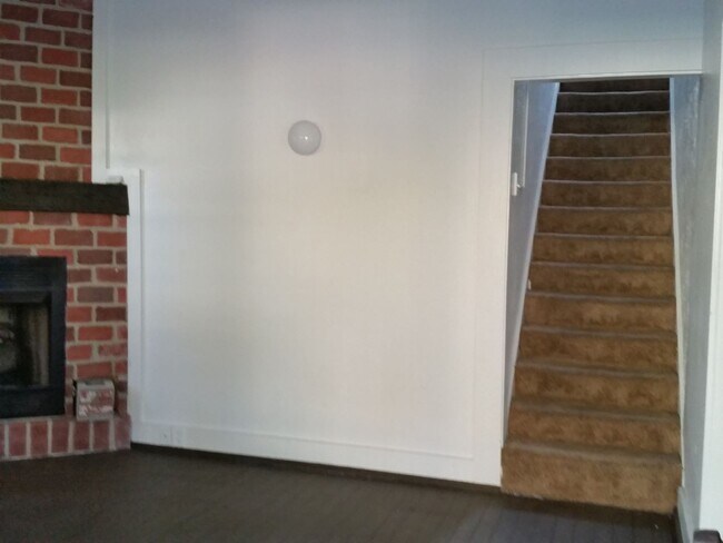 Foto del edificio - 3 br, 3 bath House - 750 VERNON STREET