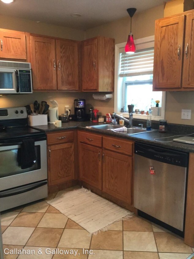 Primary Photo - 309 Maplewood Dr