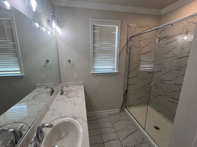 Building Photo - 6834 Meridale Forest Dr