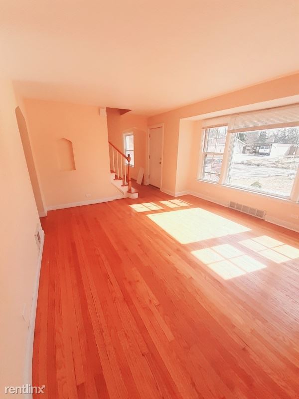 Building Photo - 3 br, 1 bath House - 3106 Woodworth Pl