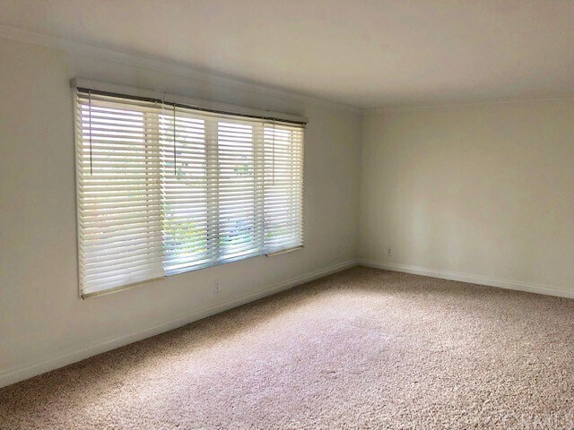 Building Photo - 1617 Tradewinds Ln