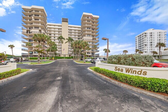 Building Photo - 10044 S Ocean Dr
