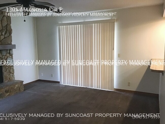 Foto del edificio - 1304 Magnolia Cir E