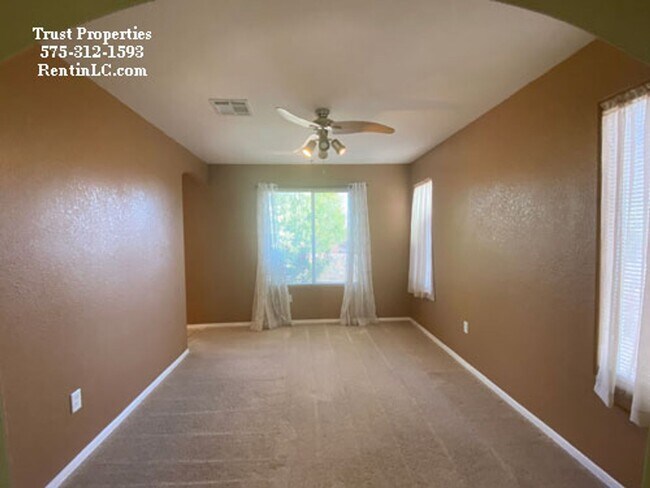 Foto del edificio - Spacious home in Sonoma Area