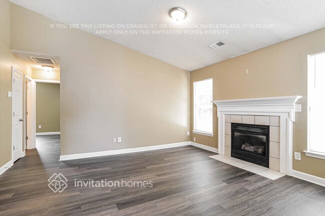 Building Photo - 843 Anchor Way NE
