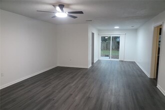 Building Photo - 509 NW 19th Ln