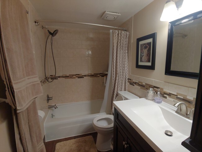 Baño - 5578 Burnside Dr
