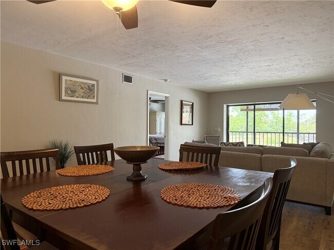 Foto del edificio - 10022 Oxfordshire Ln SW