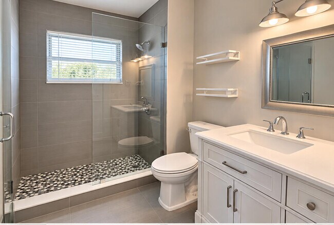 Foto del edificio - 3007 NW 68th St