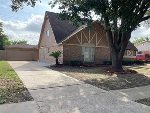 Building Photo - 2031 Millhouse Rd