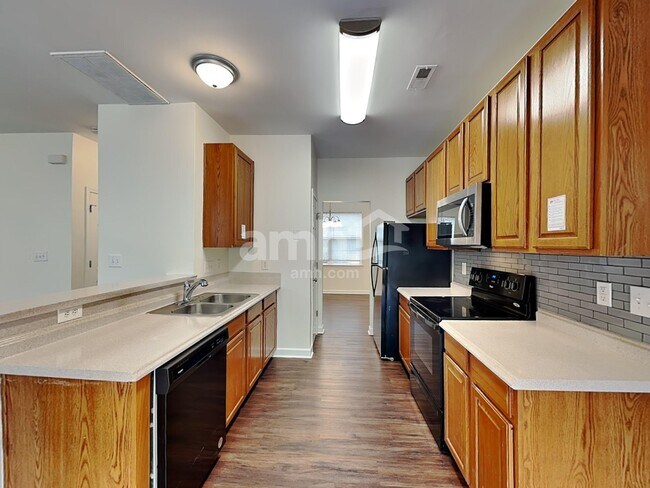Foto del edificio - 4219 Kiser Woods Dr SW