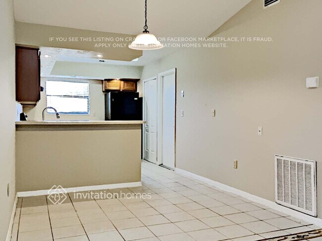 Building Photo - 952 Delano Ct