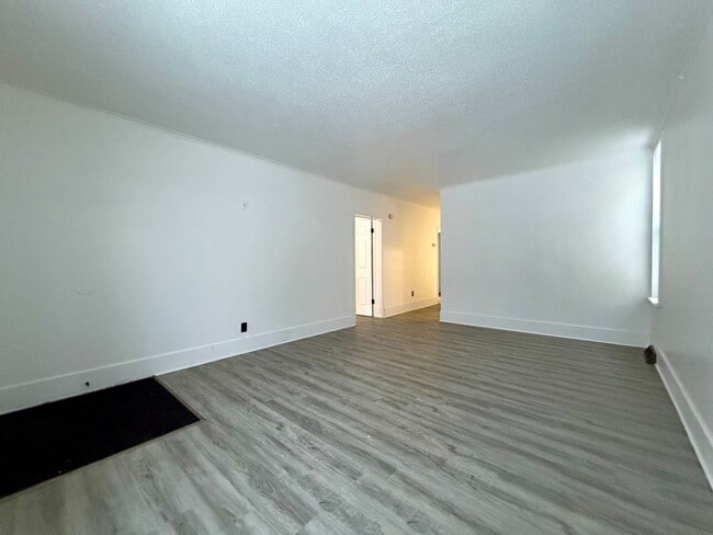 Foto del edificio - Four Bedroom Home in Muskegon