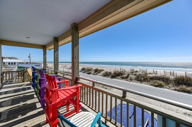 Foto del edificio - OFF-SEASON FURNISHED RENTAL AVAILABLE JAN and FEB '26