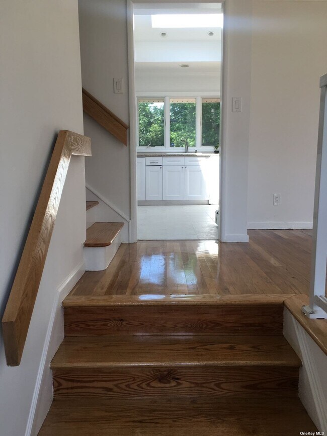 Foto del edificio - 393 White Birch Ln