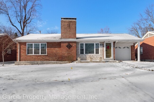 Building Photo - 2 br, 2 bath House - 5943 Childress Ave.