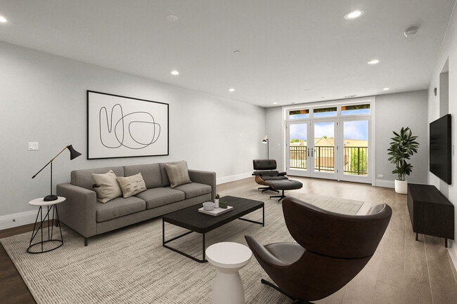 Building Photo - 1036 Lake St