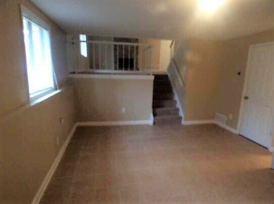 Foto del edificio - 2990 Forestside Ln