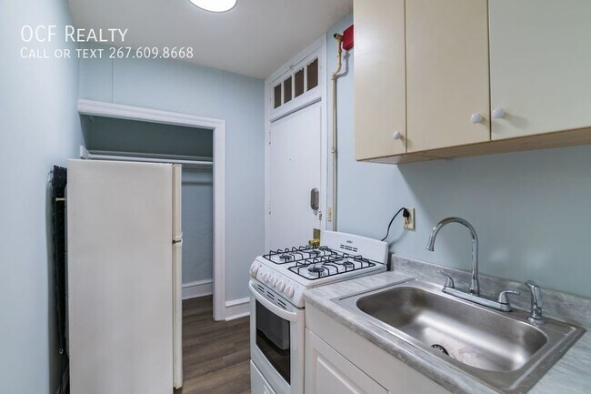 Foto del edificio - 2115 N 63rd St