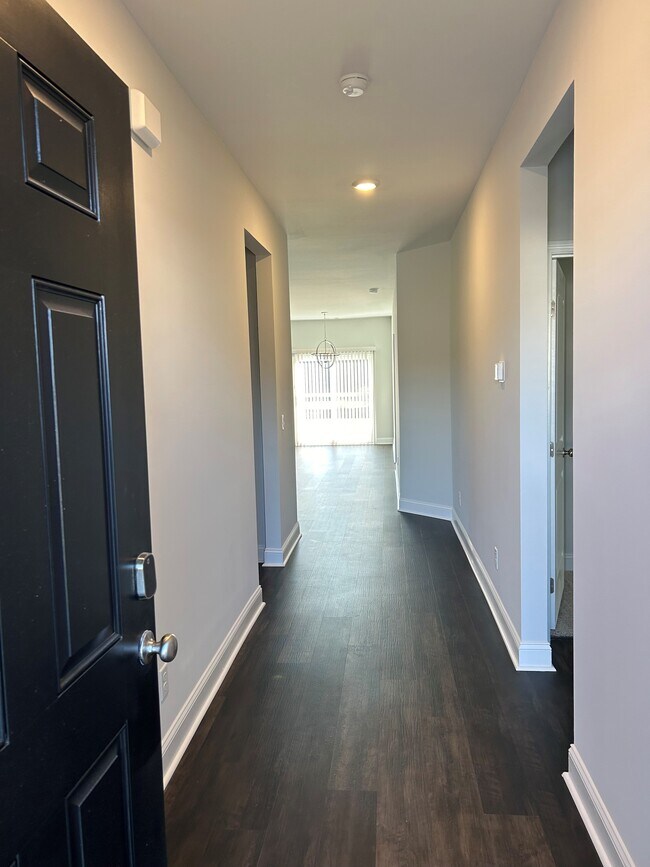 Building Photo - 202 Glick Wy