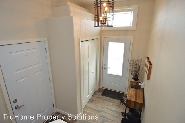 Foto del edificio - 4 br, 3 bath House - 5507 Madison Circle