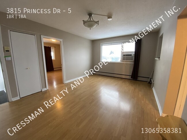 Photo du bâtiment - 1 bed, 1 bath apartment unit