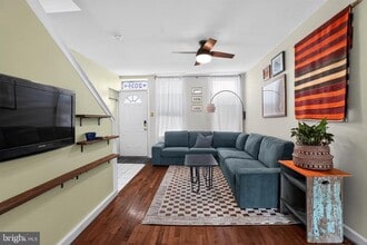 Building Photo - 2014 McClellan St