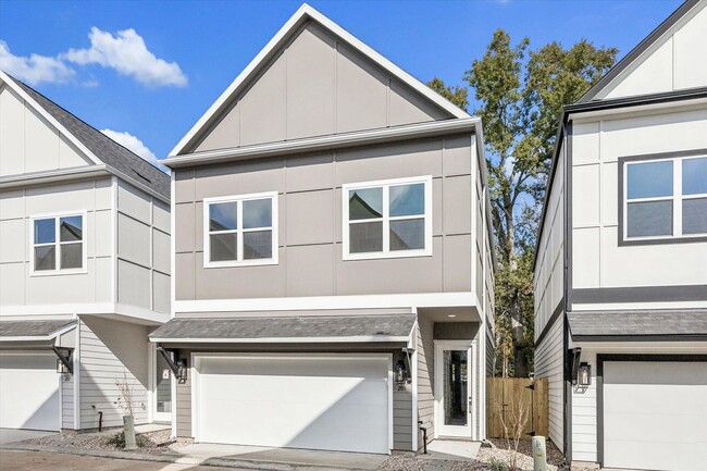 Building Photo - BRAND NEW Townhome in Houston, Tx!