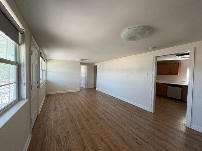 Photo - 420 S Anthony St Apartment