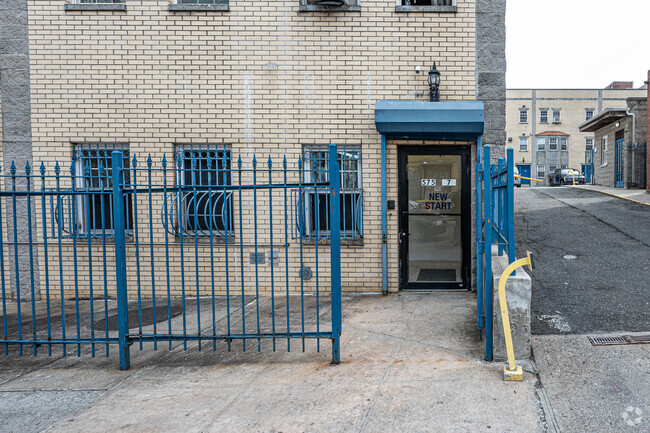 Building Entrance - 575 Grand Ave