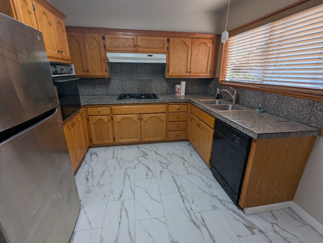 Foto del edificio - 635 Gisler Way